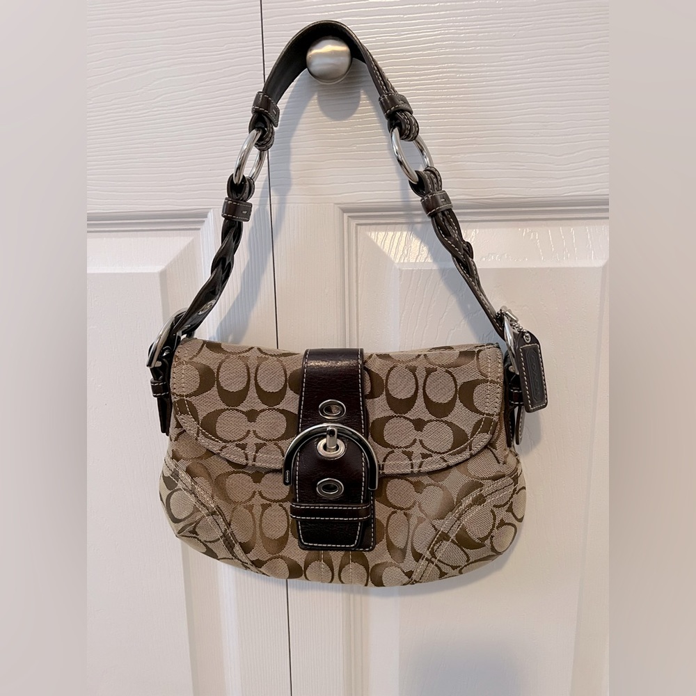 Vintage Y2K Coach Signature Shoulder Bag👜